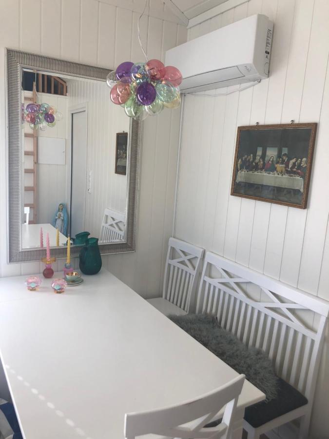 Lyseren Waterfront Cabin Omberg Ngoại thất bức ảnh