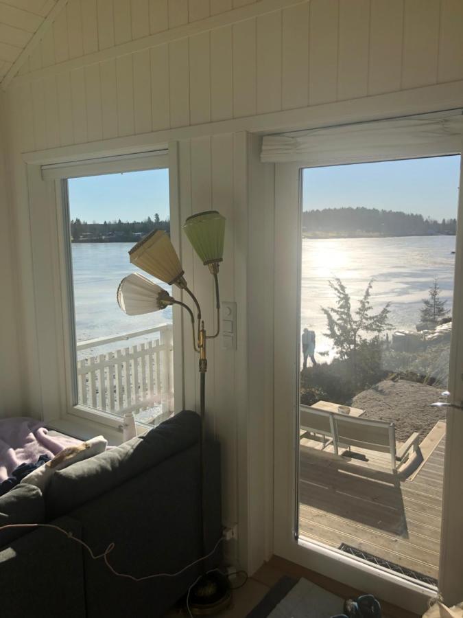 Lyseren Waterfront Cabin Omberg Ngoại thất bức ảnh